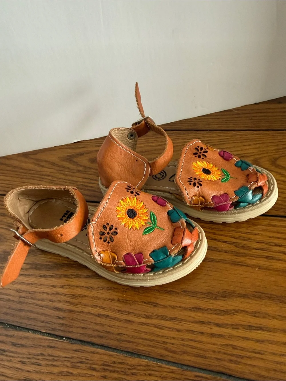Kids Sunflower Embroidered Leather Sandals - Tan